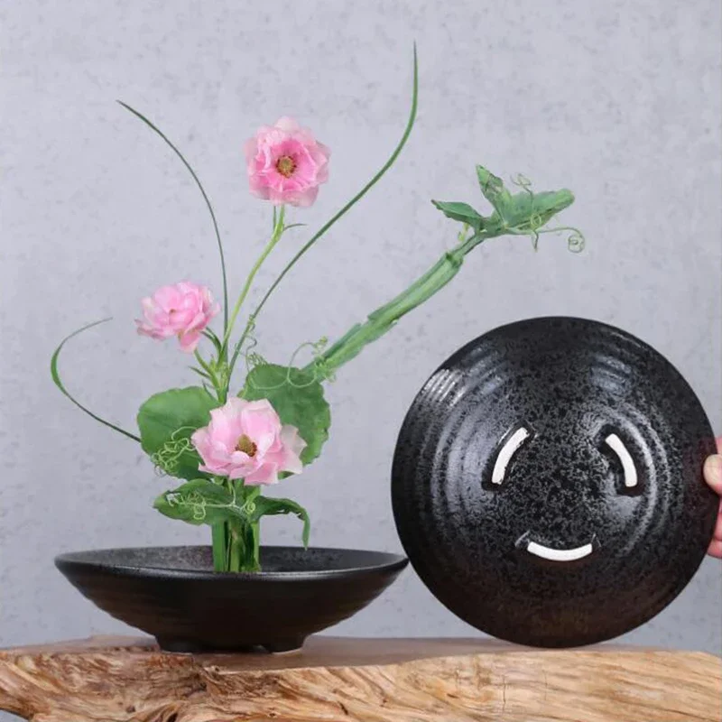 Sapo japonês vaso cerâmico, Ik - Ikebana Vase Kenzan avaliação e preço